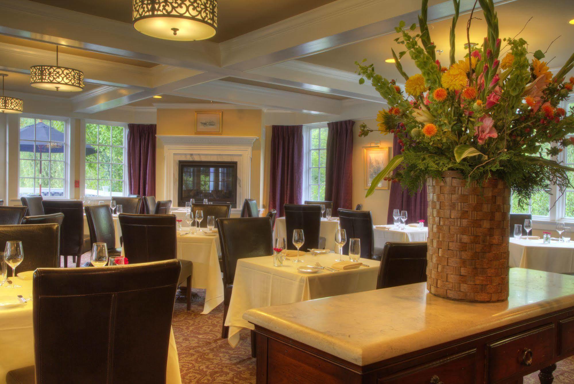 The Reluctant Panther Inn And Restaurant Manchester Bagian luar foto